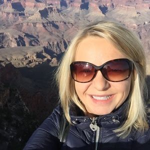 Meet your Posher, Agnes